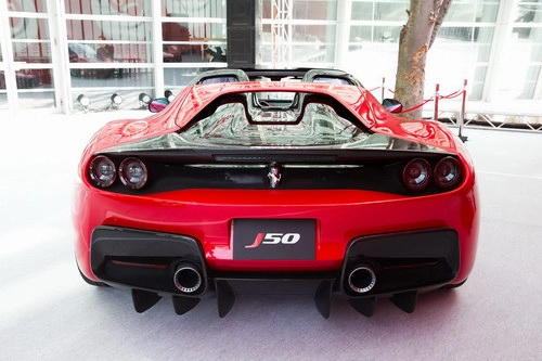 Ferrari j50 chính thức ra mắt tại nhật bản