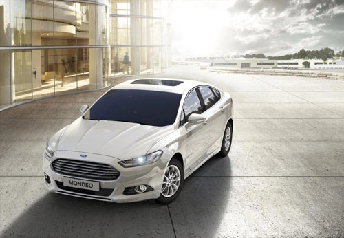 Ford công bố giá xe mondeo 2015