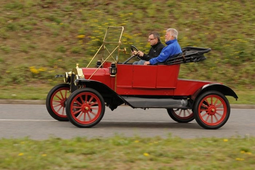  ford mustang - biểu tượng xe hơi mỹ 
