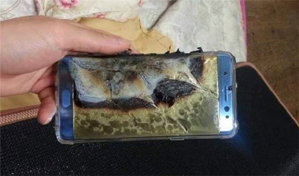 Galaxy note 7 phát nổ và quyết định bất ngờ của samsung trước sự cố