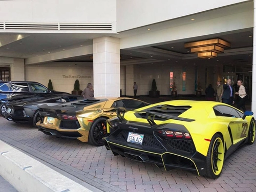 Gia lai team khoe dàn siêu xe lamborghini khủng trên đất mỹ