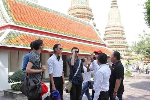 Giám khảo nam trung bênh vực gái quê nguyễn oanh