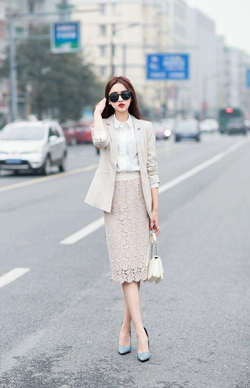Giấu nỗi buồn vào đâu nếu không là quần áo
