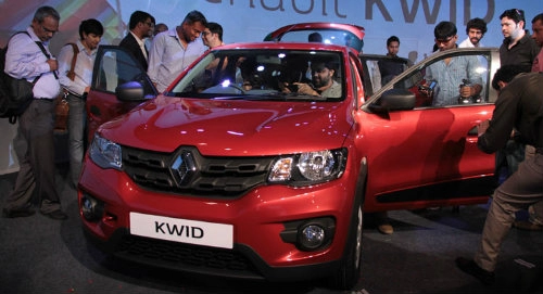 Giới trẻ đua nhau mua xe renault kwid giá 88 triệu đồng