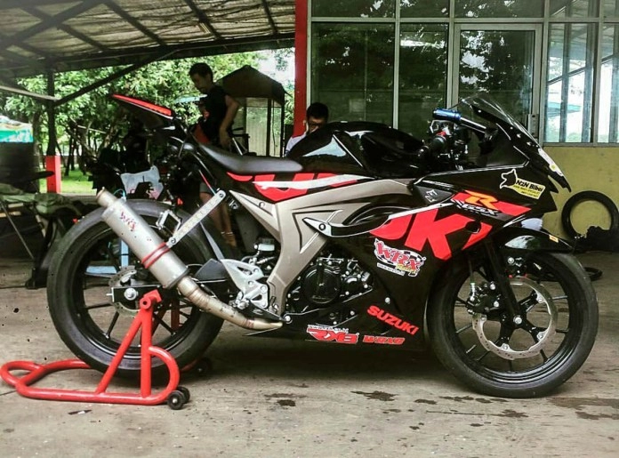 Gsx-r150 racing so dáng cùng cbr250 racing cực ngầu