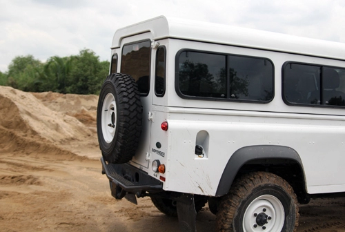  hình ảnh land rover defender 110 tại việt nam 