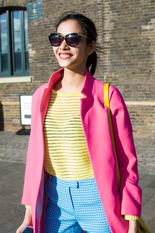 Hoàng thùy đa sắc trên phố london