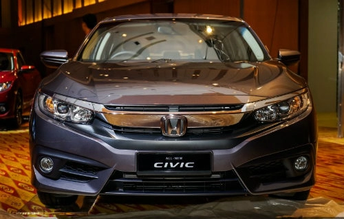 Honda civic 2016 về malaysia khách hàng việt ngóng chờ