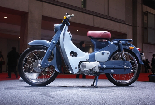  honda cub c100 - huyền thoại trên đất nhật 