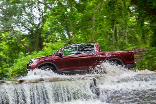 Honda ridgeline 2017 lộ giá hấp dẫn 678 triệu đồng