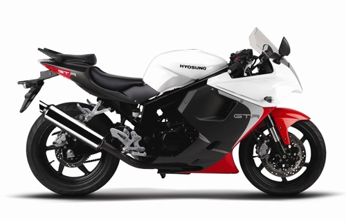  hyosung ra mắt gt250r mới giá 4600 usd 