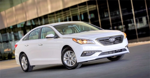  hyundai sonata thêm bản eco giá 23300 usd 