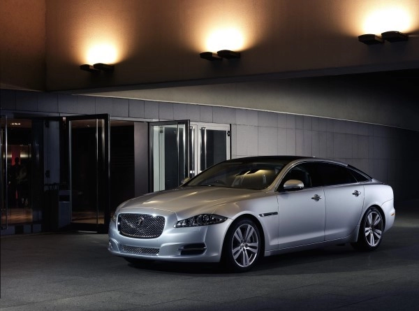  jaguar xj 2014 - thêm tiện nghi và đẳng cấp 