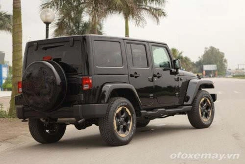 Jeep wrangler rồng về việt nam có giá hơn 27 tỷ đồng