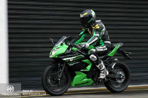  kawasaki dừng sản xuất ninja zx-150rr 