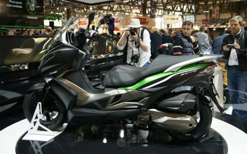  kawasaki j300 