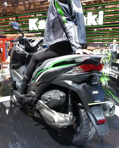  kawasaki j300 