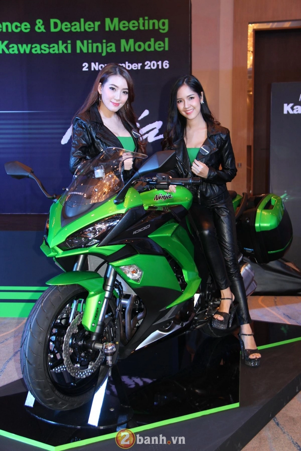 Kawasaki ninja 1000 ninja 650 và ninja zx-10rr phiên bản 2017 chính thức ra mắt tại thái lan