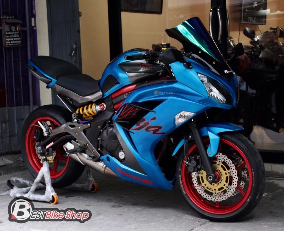 Kawasaki ninja 650 đầy chất chơi với những trang bị đắt giá