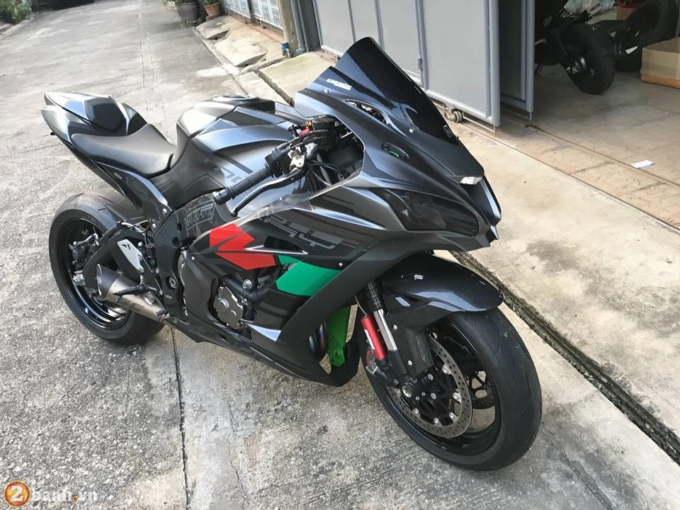 Kawasaki ninja zx-10r 2016 siêu ngầu trong bộ cánh mới từ motoplay