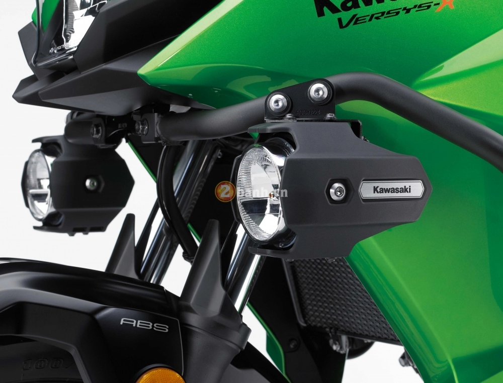 Kawasaki versys-x 300 2017 mẫu xe đa địa hình dành cho người mới