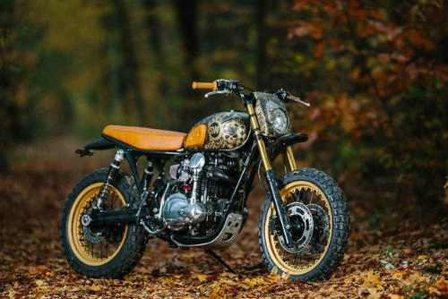 Kawasaki w650 độ scrambler độc đáo với phong cách tattoo