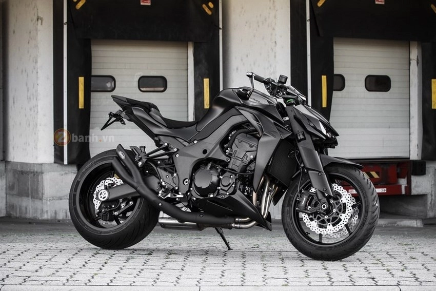 Kawasaki z1000 siêu ngầu với bản độ full black edition