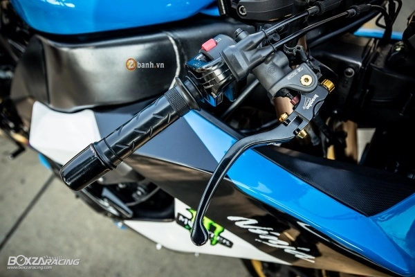 Kawasaki zx-10r đầy quyến rũ với phong cách the blue