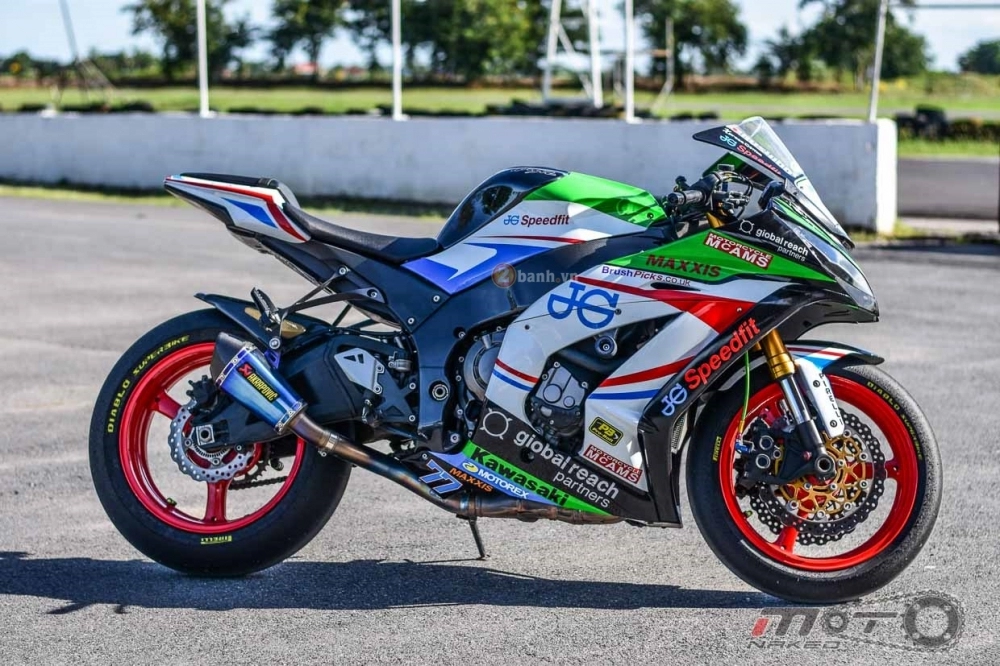 Kawasaki zx-10r độ phiên bản jg speedfit đậm chất xe đua