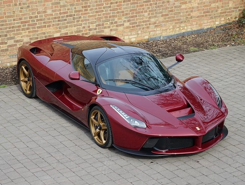 Kinh ngạc siêu xe laferrari đỏ đặc biệt giá 77 tỷ đồng