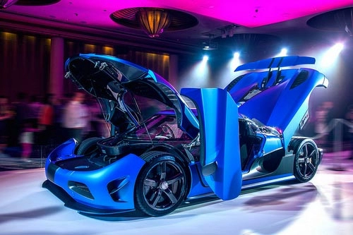 Koenigsegg agera s siêu đắt tại singapore