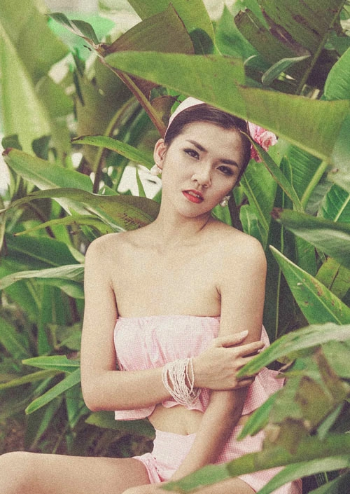 Lạ lẫm với áo tắm vải thô và khaki chun