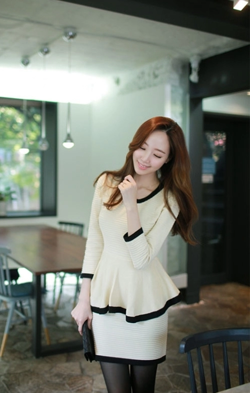 Làm mới váy liền công sở trong nháy mắt