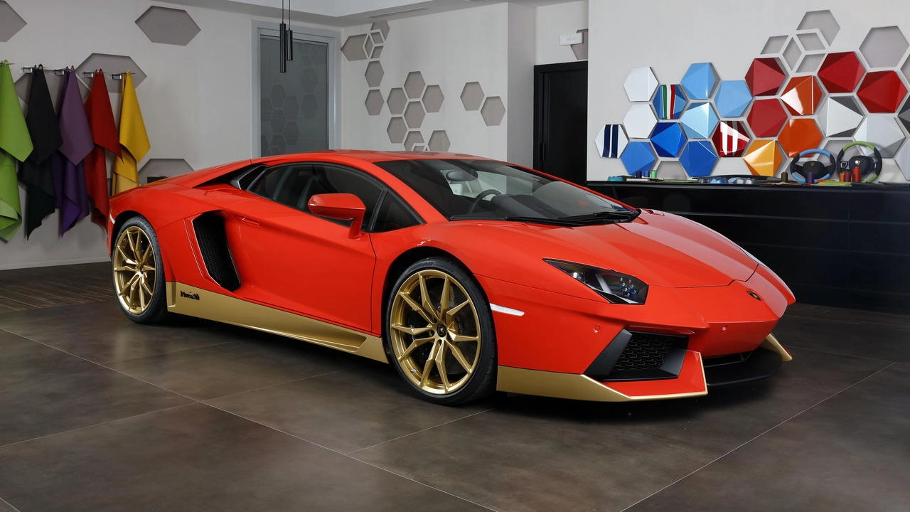 Lamborghini aventador bị thu hồi do nguy cơ cháy động cơ