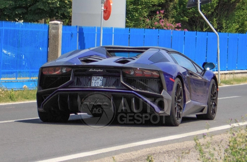  lamborghini aventador sv roadster lộ diện 