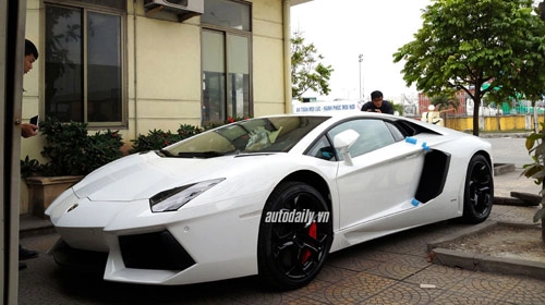 Lamborghini aventador và huracan chính hãng về việt nam