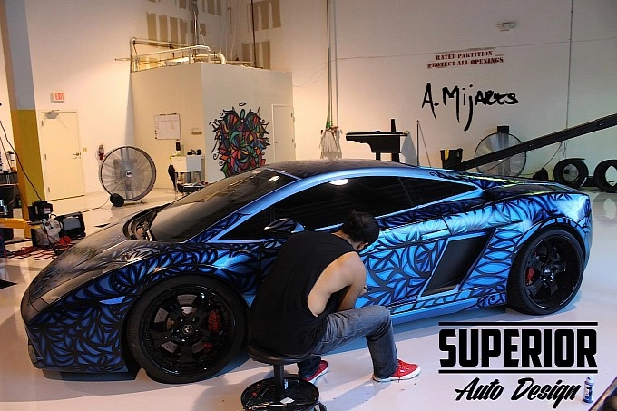  lamborghini gallardo vẽ graffiti 