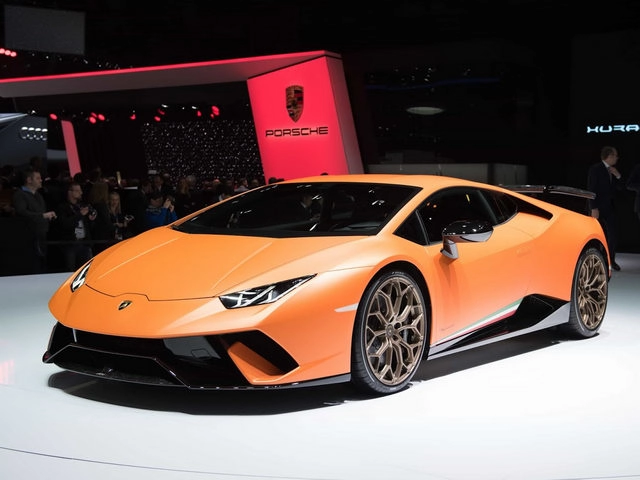 Lamborghini huracan performante có giá 63 tỷ đồng