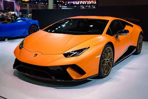 Lamborghini huracan performante giá 63 tỷ đồng ra mắt thái lan