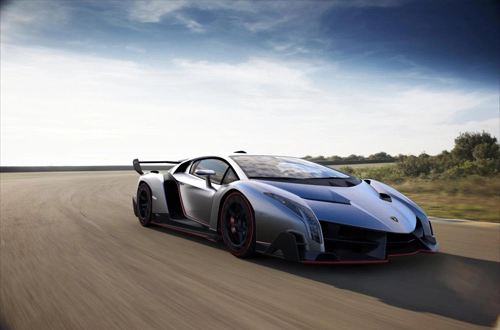 Lamborghini veneno đầu tiên tới tay chủ