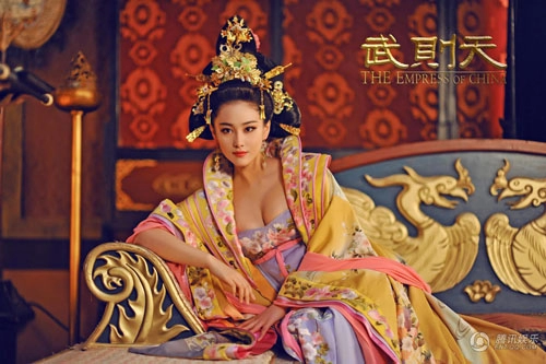 Lật tẩy quá khứ dao kéo của tiêu thục phi