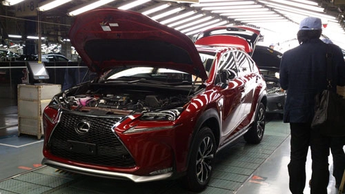 Lexus nx chưa ra mắt đã nhận đơn đặt hàng khủng