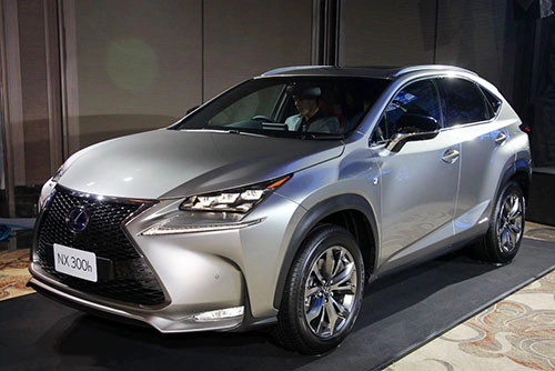  lexus ra mắt nx 300h tại thái lan giá từ 87500 usd 