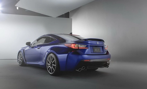 Lexus rc f siêu mạnh với động cơ v8