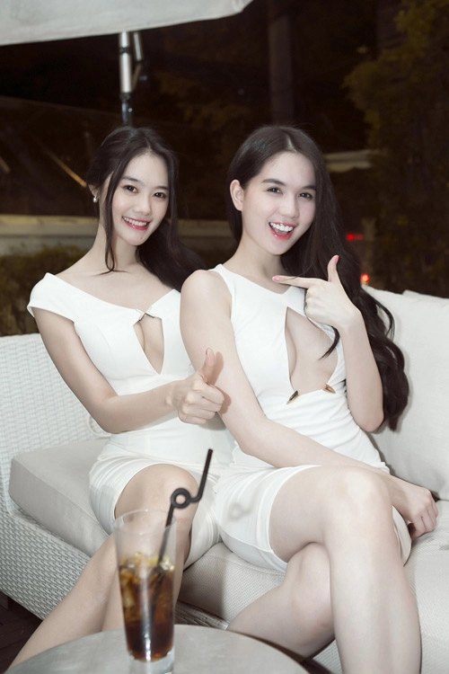Linh chi tinh khôi cùng sắc trắng