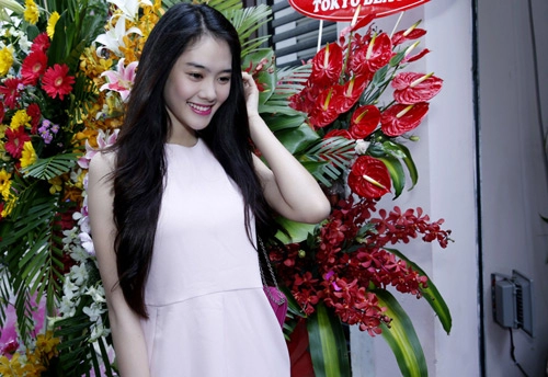 Linh chi võ cảnh tình tứ trên phố