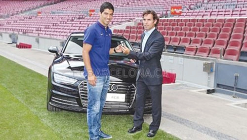 Luis suarez được tặng siêu xe audi q7 vừa ra lò