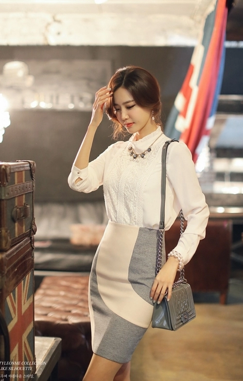 Mặc gì tới công sở ngày giáp tết