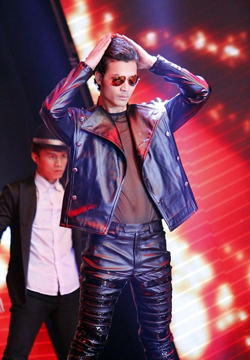 Mâu thanh thủy đăng quang vntm 2013