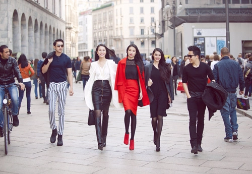 Mẫu việt sành điệu trên đường phố milan